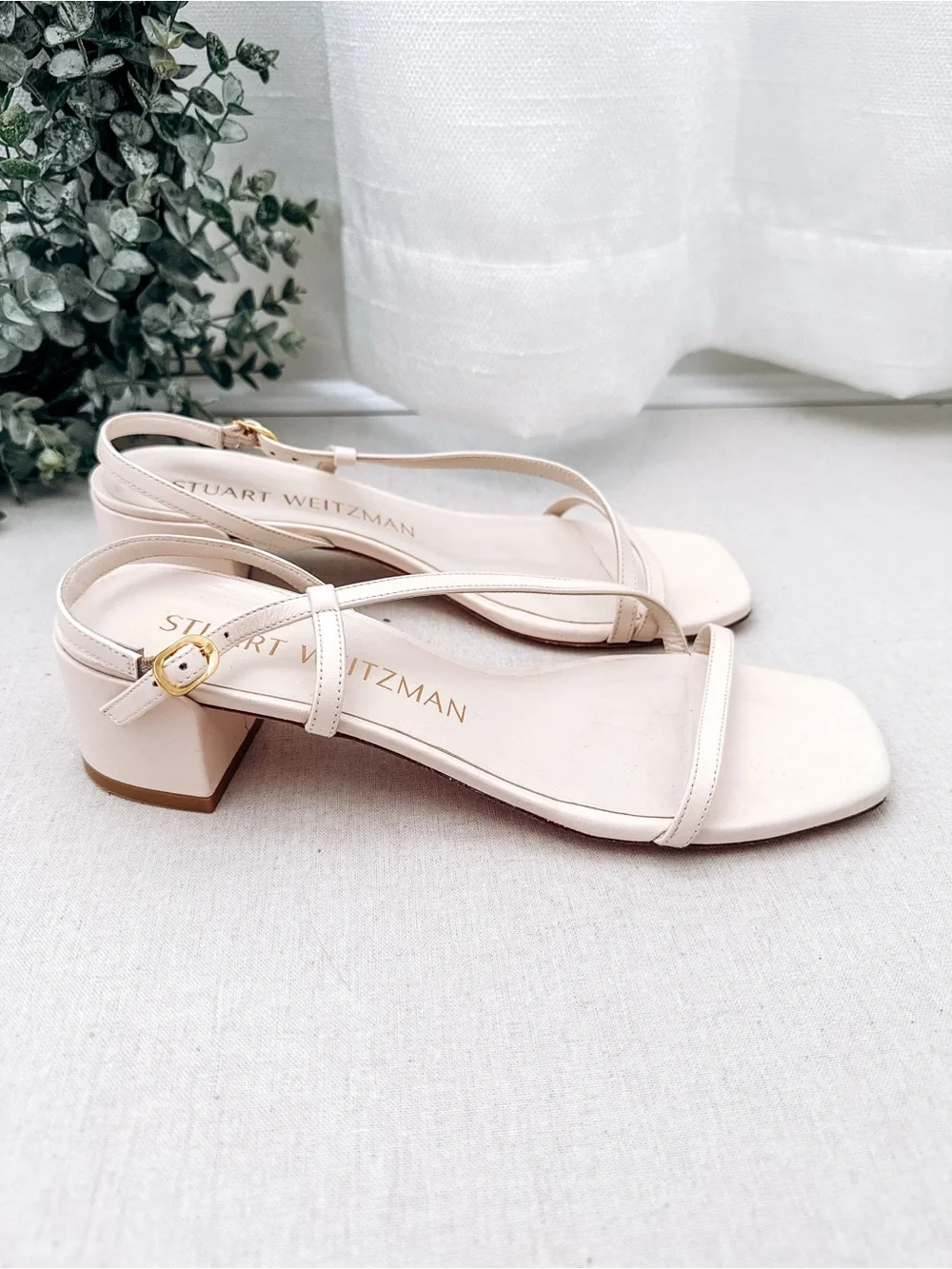 Stuart Weitzman Cream Leather Ankle Strap Block Heel Sandals 9B